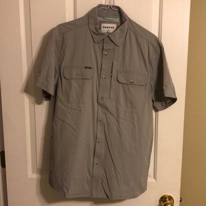 Short sleeve outdoor shirt. Slim fit, gray